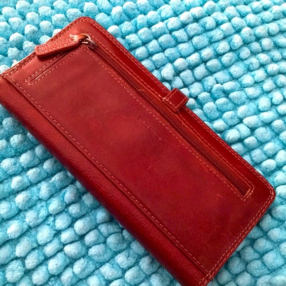 Accessories - Fossil Leather Wallet